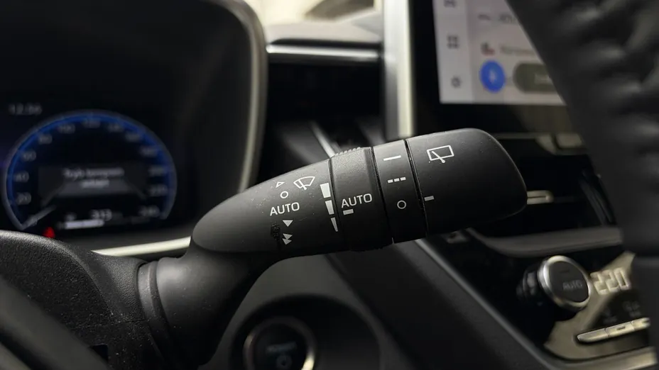 TOYOTA Corolla Cross Corolla Cross 2.0 Hybrid Style AWD