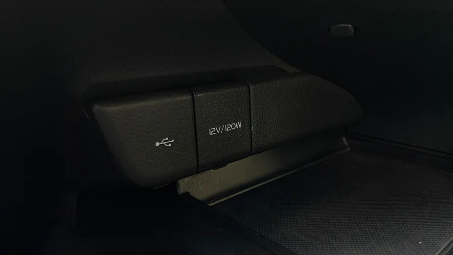 TOYOTA Camry Camry 2.5 Hybrid Comfort CVT