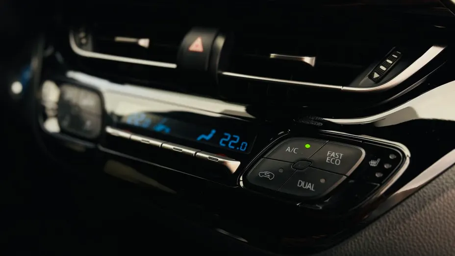 TOYOTA C-HR C-HR 2.0 Hybrid Style