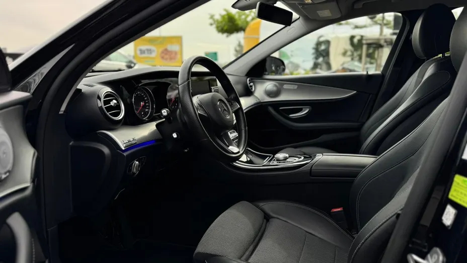 MERCEDES-BENZ E Klasa E 200 9G-TRONIC