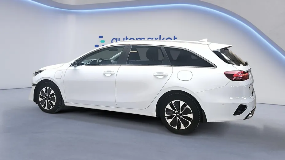 KIA Cee'd Ceed 1.6 GDI PHEV L DCT