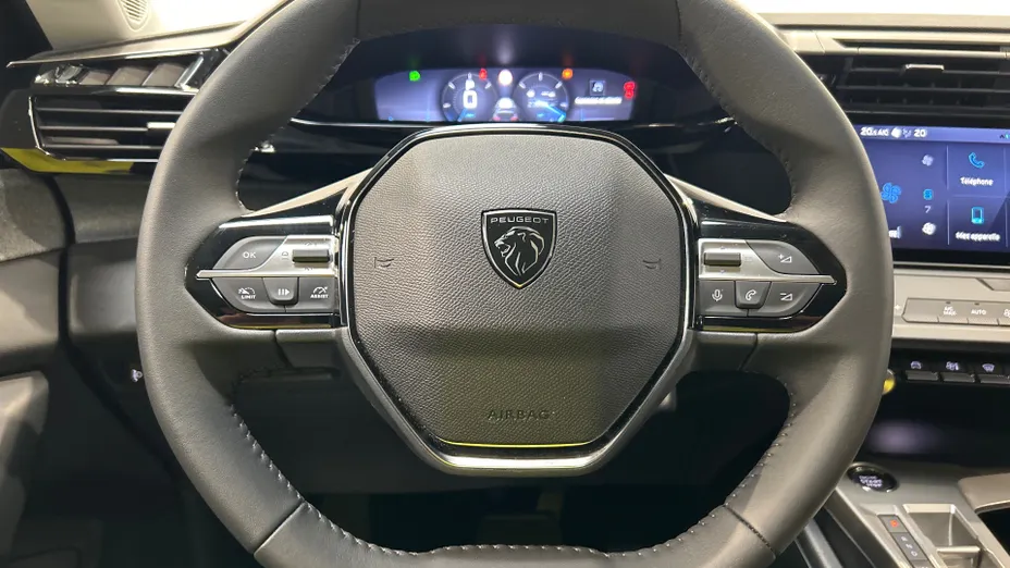 PEUGEOT 308 -