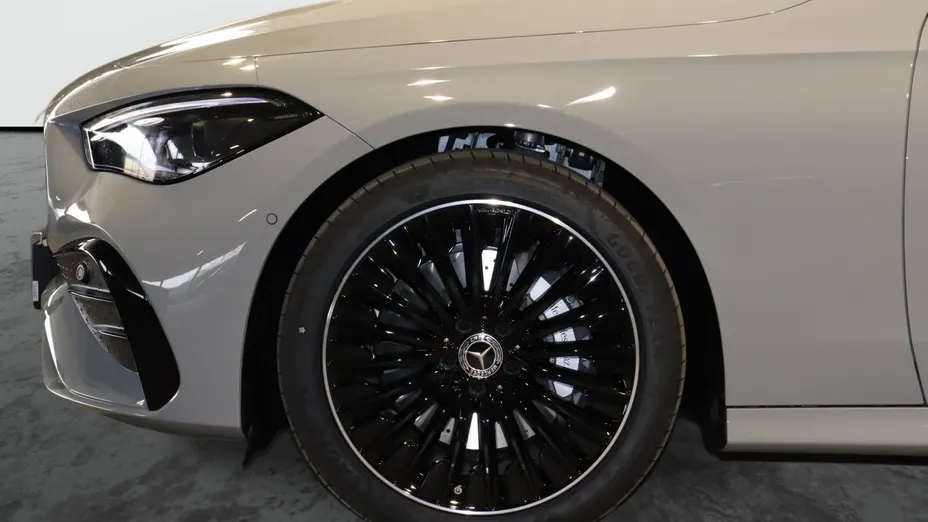 MERCEDES-BENZ CLE CLE 300 mHEV 4-Matic AMG Line Nowy