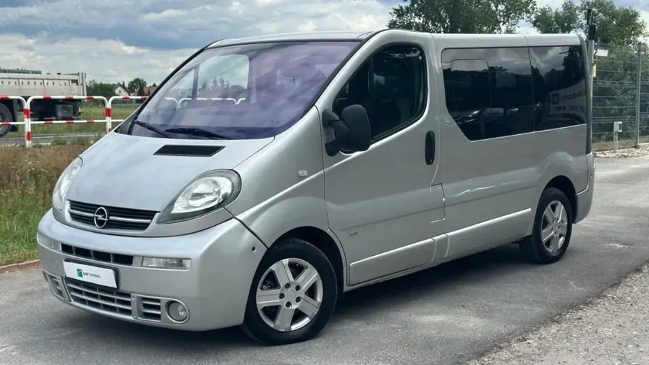 OPEL Vivaro -