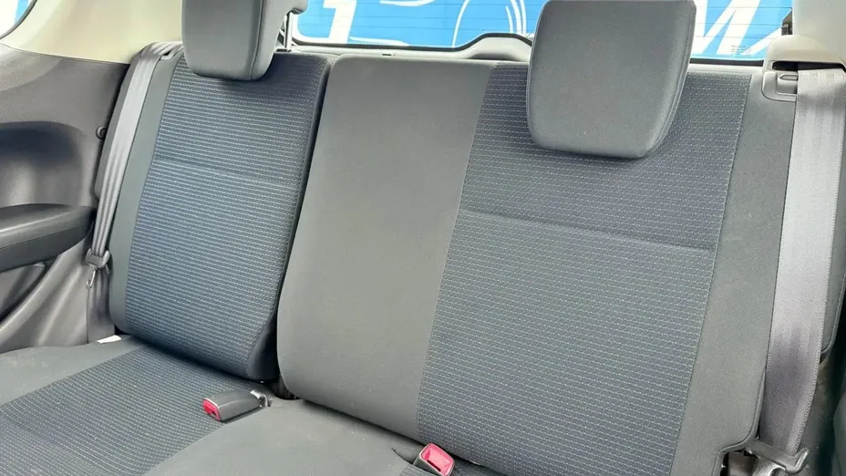 SUZUKI Swift -