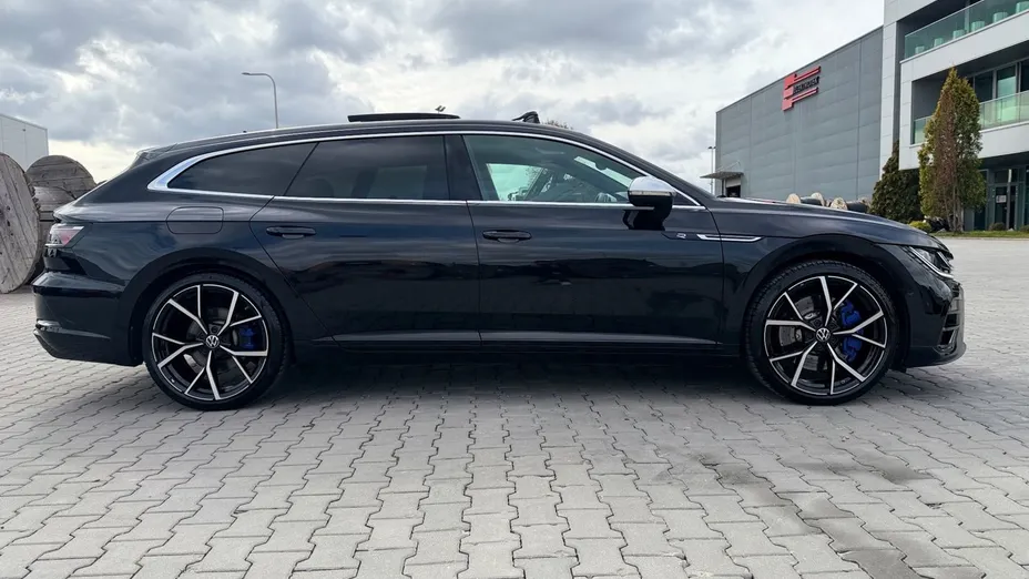 VOLKSWAGEN Arteon Arteon 2.0 TSI 4Motion R DSG