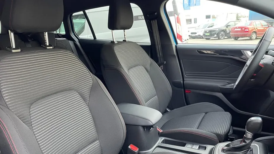 FORD Focus Focus 1.0 EcoBoost mHEV ST-Line X aut Nowy
