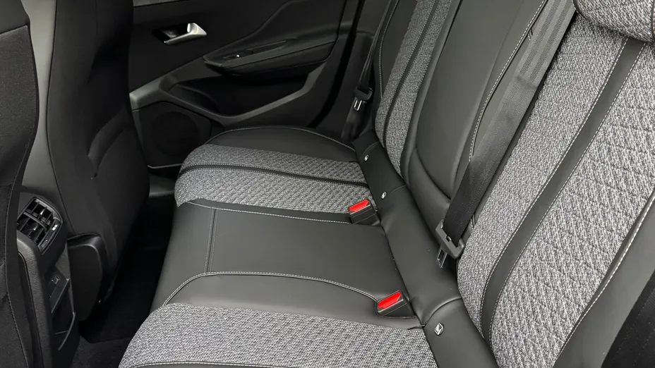 PEUGEOT 308 308 1.2 mHEV Allure S&S e-DCS6 Nowy