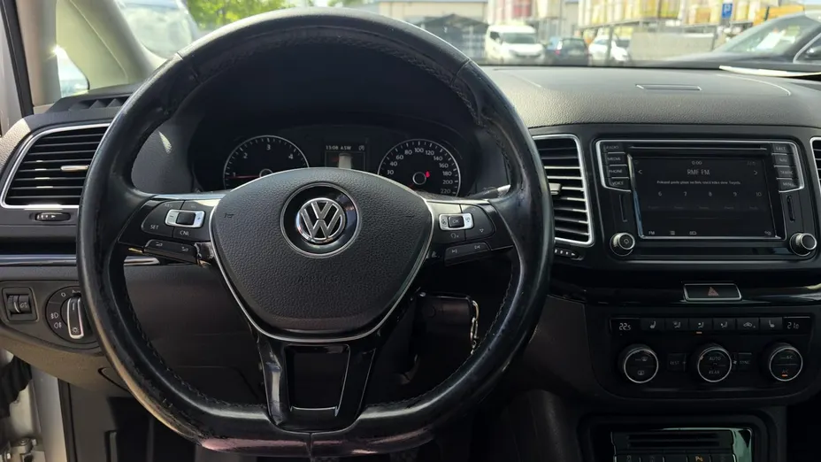 VOLKSWAGEN Sharan -