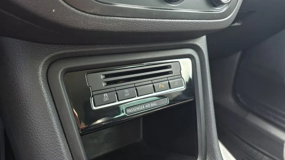 VOLKSWAGEN Sharan -