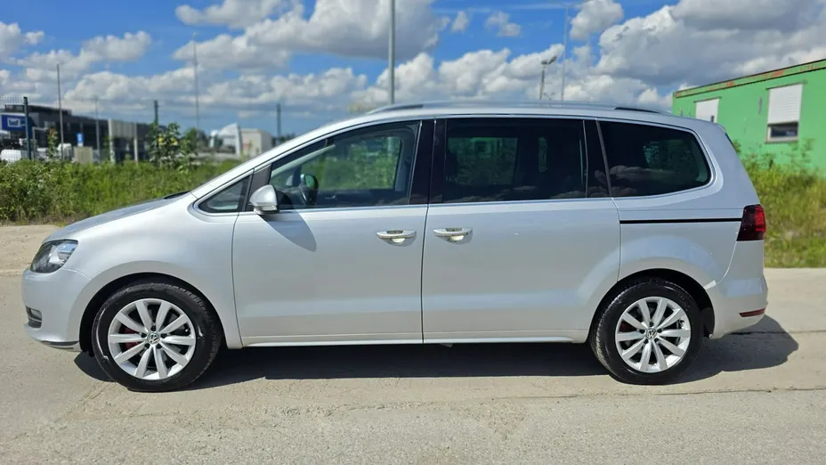 VOLKSWAGEN Sharan -