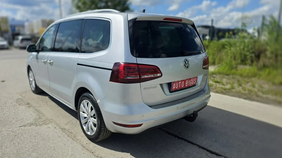VOLKSWAGEN Sharan -