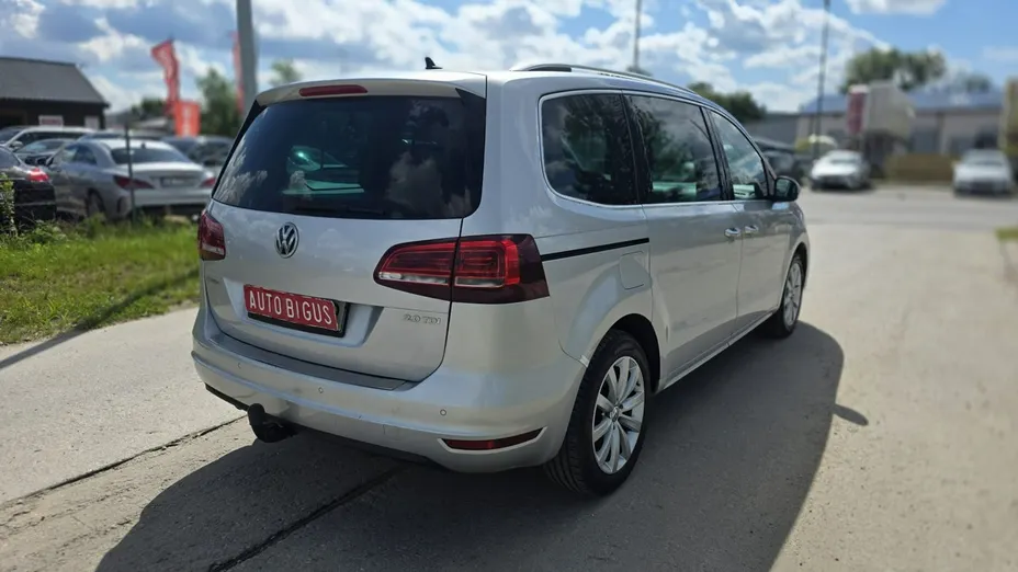 VOLKSWAGEN Sharan -