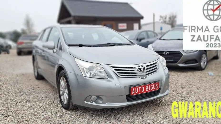 TOYOTA Avensis -