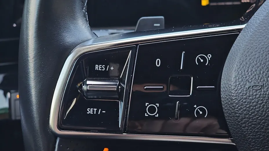 RENAULT Austral Austral 1.3 TCe mHEV Techno aut