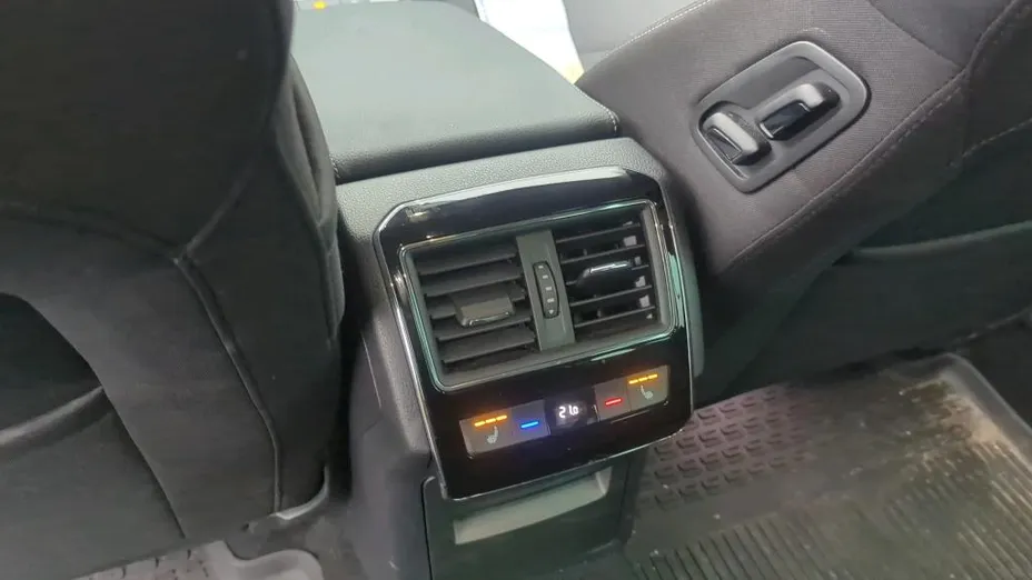 SKODA Superb Superb 2.0 TDI SCR Ambition DSG