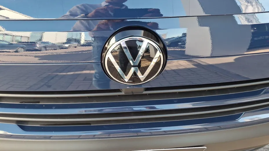 VOLKSWAGEN Transporter Transporter TDI L2H1