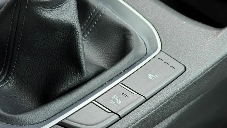 HYUNDAI i30 i30 1.0 T-GDI Smart