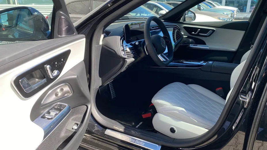 MERCEDES-BENZ E Klasa E 220 d mHEV 4-Matic AMG 9G-Tronic