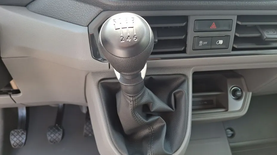 VOLKSWAGEN Crafter Crafter 35 BiTDI (18,4m3) Nowy