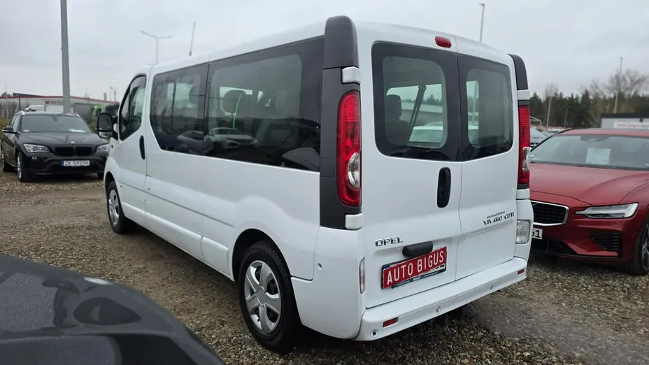 OPEL Vivaro -