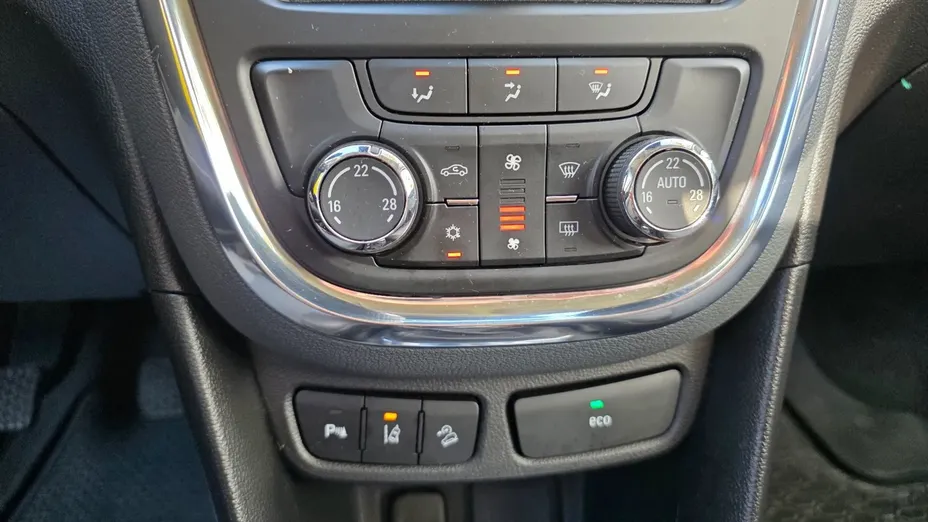 OPEL Mokka -