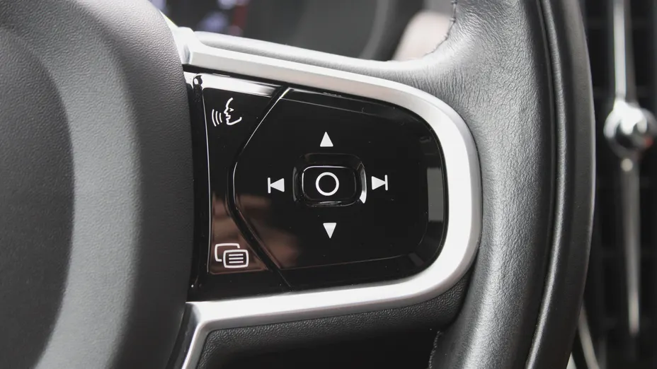 VOLVO V90 V90 CC B4 D AWD Pro aut