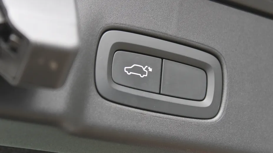 VOLVO V90 V90 CC B4 D AWD Pro aut