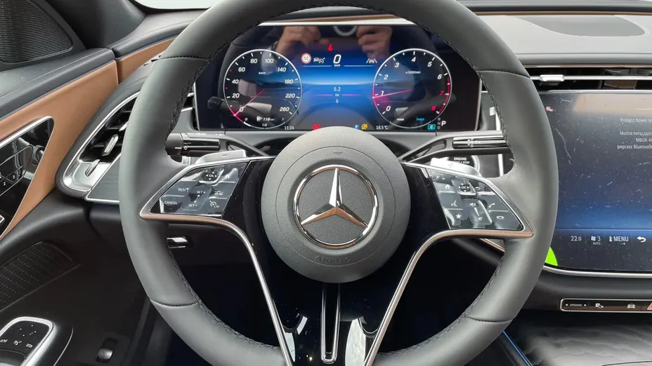 MERCEDES-BENZ E Klasa E 200 mHEV Avantgarde 9G-Tronic Nowy