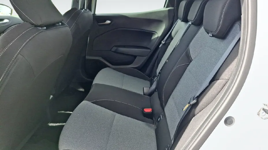 RENAULT Clio -