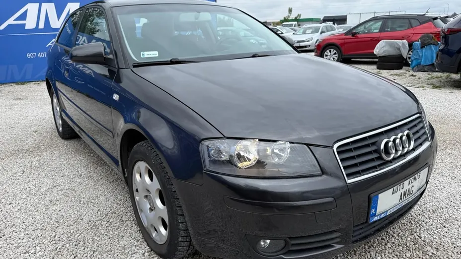 AUDI A3 -