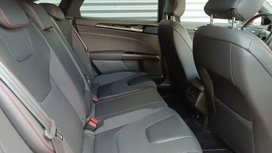 FORD Mondeo Mondeo 1.5 EcoBoost ST-Line X