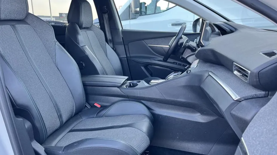 PEUGEOT 5008 5008 2.0 BlueHDi Allure Pack S&S EAT8