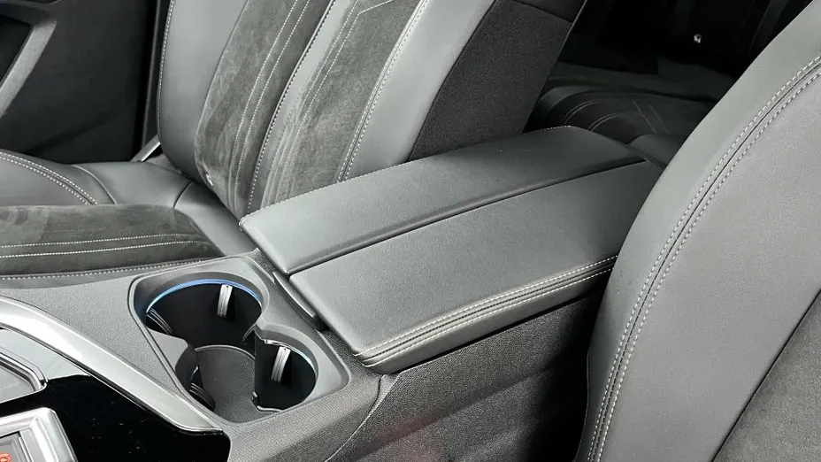 PEUGEOT 3008 3008 1.5 BlueHDi GT Pack S&S EAT8