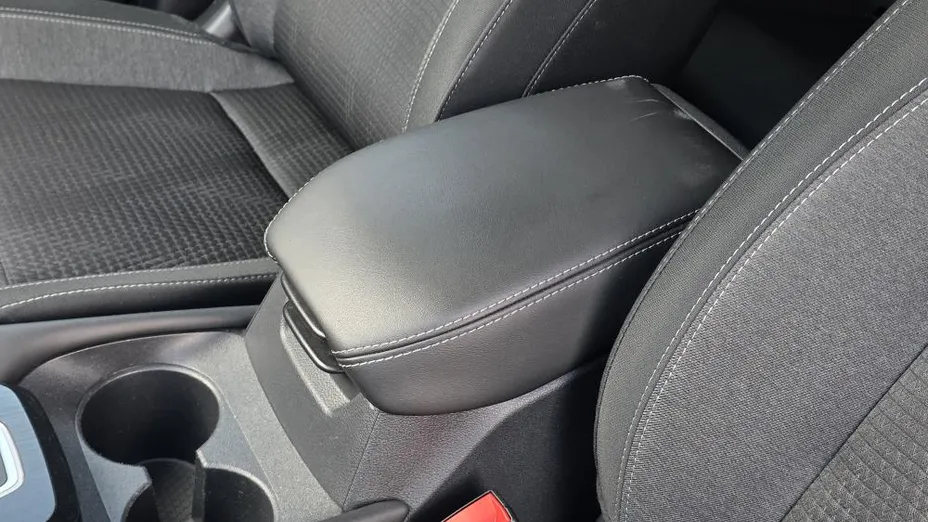 NISSAN Qashqai Qashqai 1.3 DIG-T N-Connecta DCT