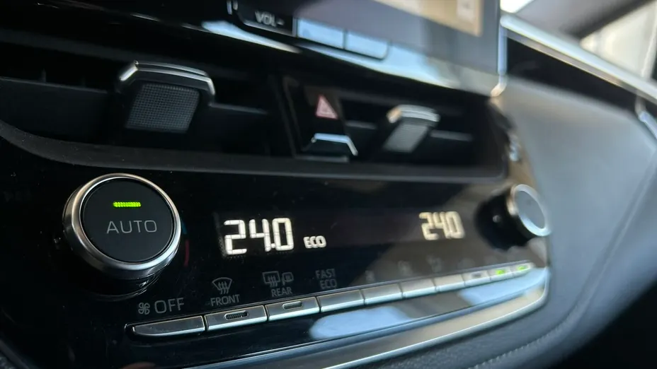 TOYOTA Corolla Corolla 1.8 Hybrid Comfort