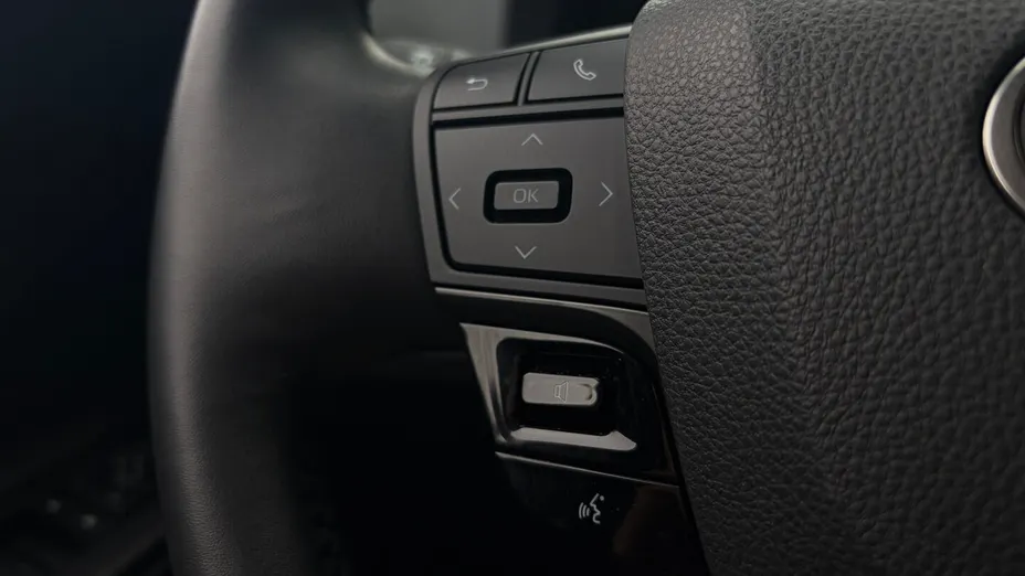 TOYOTA C-HR C-HR 2.0 PHEV Dynamic Force Tokyo Edition