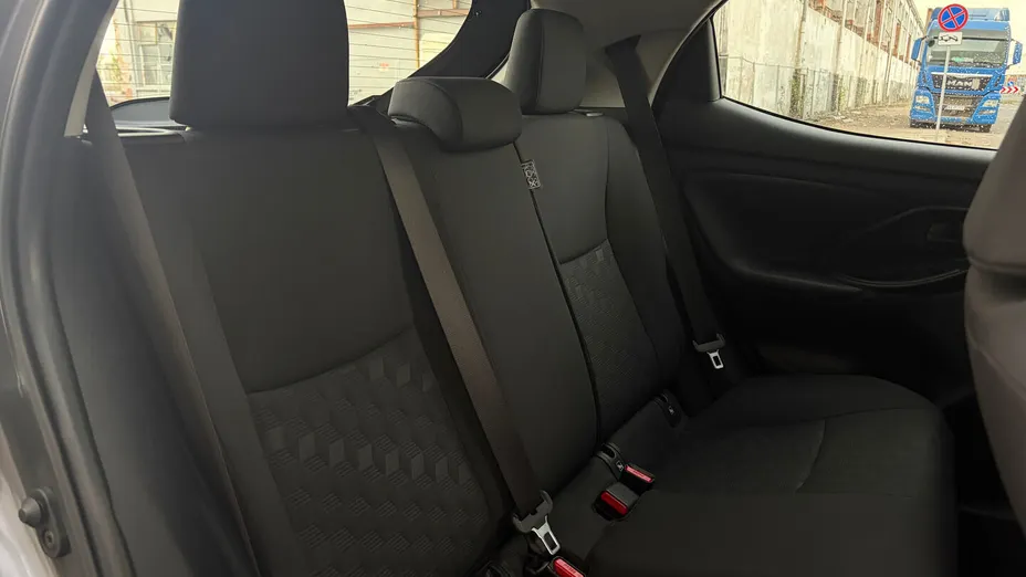 TOYOTA Yaris Yaris Hybrid 1.5 Comfort