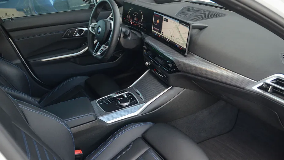 BMW Seria 3 330i xDrive M Sport sport-aut