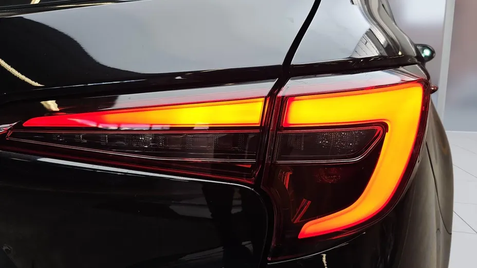 TOYOTA Corolla Corolla 1.8 Hybrid Comfort