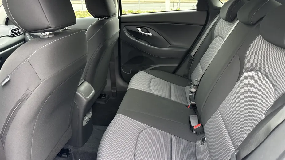 HYUNDAI i30 i30 1.6 T-GDI Modern DCT Nowy