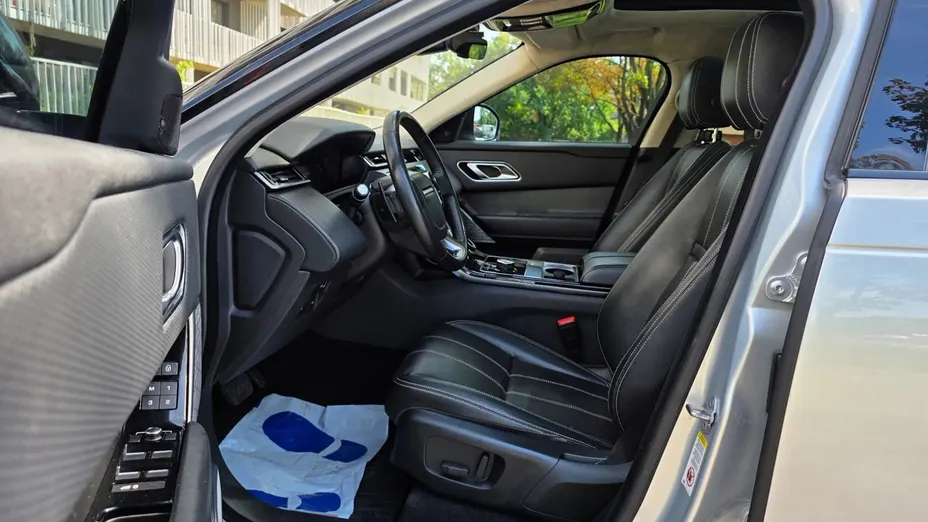 LAND ROVER Range Rover Velar -