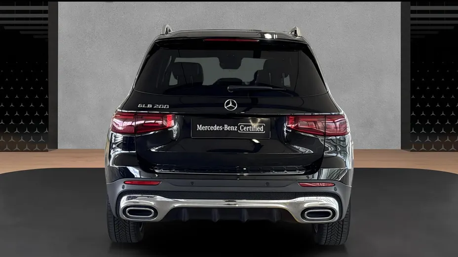 MERCEDES-BENZ GLB GLB 200 mHEV AMG Line 7G-DCT