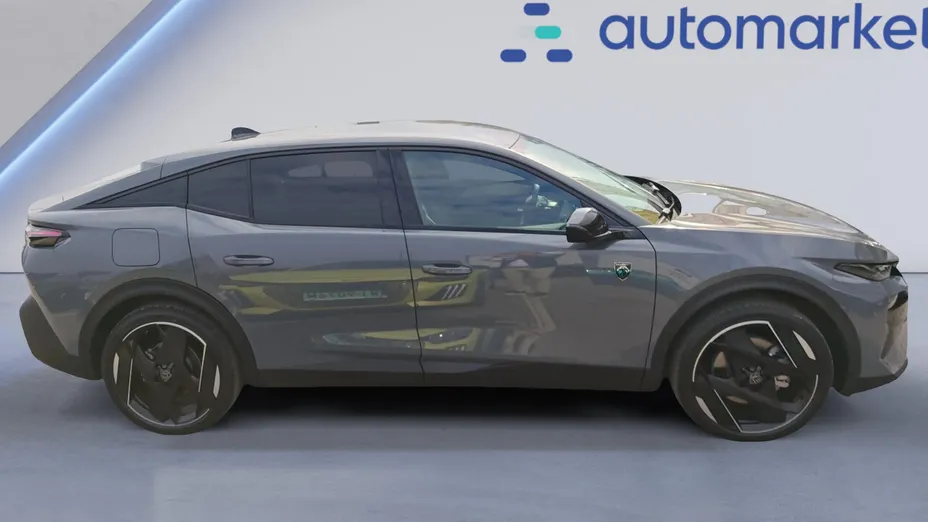 PEUGEOT 408 408 1.6 Plug-In Hybrid 225 GT Exclusive e-DCS7 Nowy