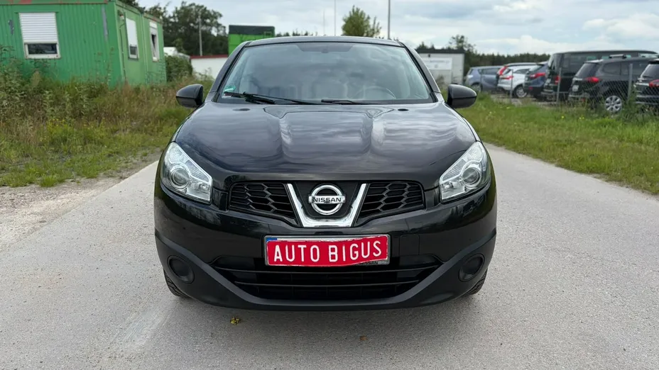 NISSAN Qashqai -