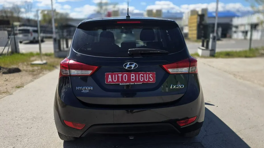 HYUNDAI ix20 -
