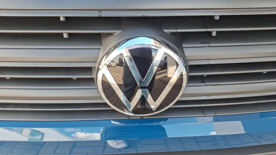 VOLKSWAGEN Crafter Crafter 35 BiTDI 4Motion (13,6m3) aut Nowy