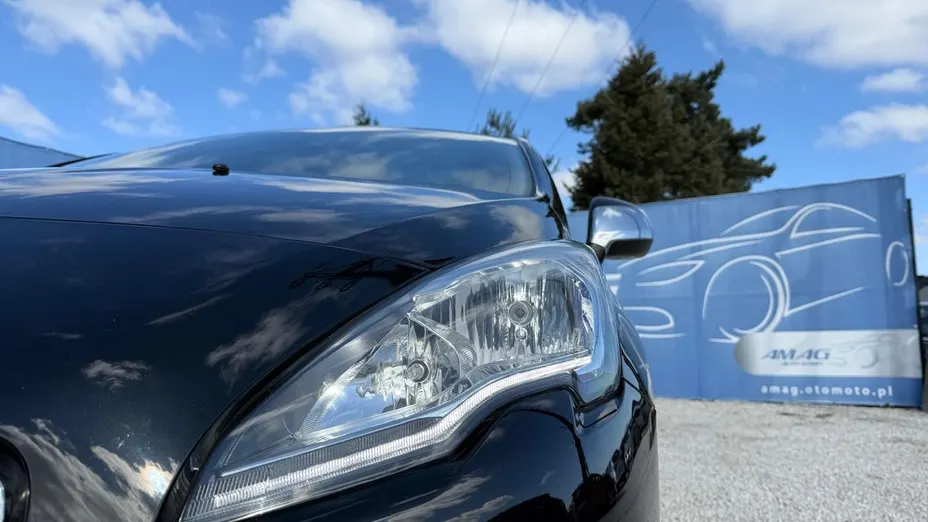 PEUGEOT 3008 -