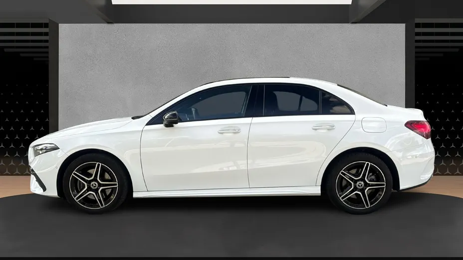 MERCEDES-BENZ A Klasa A 250 e PHEV AMG Line 8G-DCT