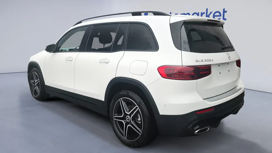 MERCEDES-BENZ GLB GLB 200 d AMG Line 8G-DCT